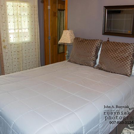 A Hyde Away Inn B&B Tok Exterior foto