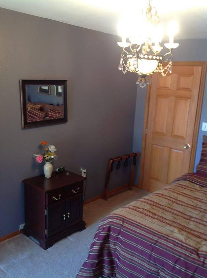 A Hyde Away Inn B&B Tok Exterior foto