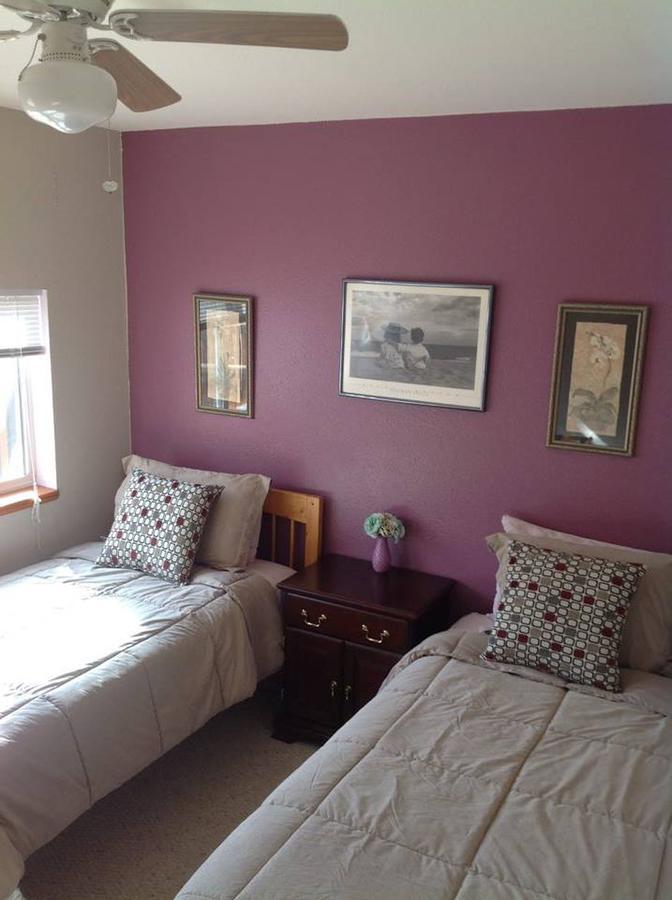 A Hyde Away Inn B&B Tok Exterior foto